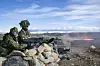 Canadiske soldater øver på skarpskyting på Baffinøya under operasjon Nanook-Nunakput 2025.