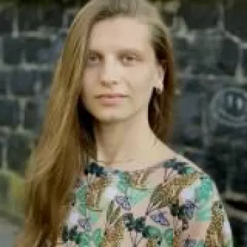 Alina Bykova, Journalist