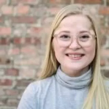 Marte Guldal Bramness (bildet) og Anna Birkelund Olerud