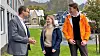 Barne- og familieminister Kjell Ingolf Ropstad (KrF) møtte Marthe Øijord (17) fra Meløy og Max Gårdvik Hoffman (18) fra Nesna møtte i Svolvær for å snakket om ungdomspanelet arbeid med Nordområdemeldingen. (Foto: Utenriksdepartementet)