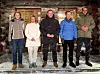 Samlet i Lappland på tampen av 2024: EUs høyrepresentant for utenriks- og sikkerhetspolitikk Kaja Kallas, Italias statsminister Giorgia Meloni, Finlands statsminister Petteri Orpo, Sveriges statsminister Ulf Kristersson og Hellas’ statsminister Kyriakos Mitsotakis. (Foto: EU)