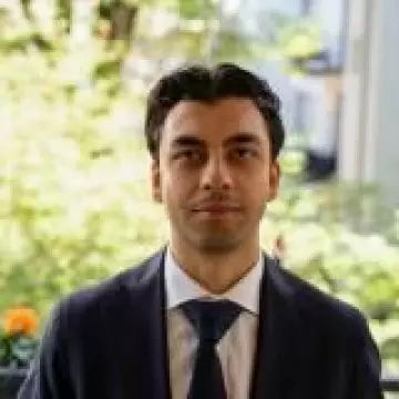 Mayhan Rostamkhel, Medlem av Oslo unge Høyre og Politisk utvalg i Høyres studenter