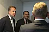 Utenriksminister Børge Brende (f.v.) sammen med sin polske kollega Radoslaw Sikorski under besøket på MaxMat i Bodø. De to ministrene besøkte også Forsvarets operative hovedkvarter under besøket. Foto: Linda Storholm